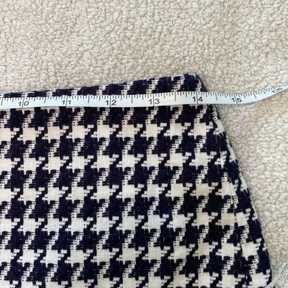 NWOT Talbots Snowy Houndstooth Navy and white Pencil Skirt size 4P - Picture 9 of 11